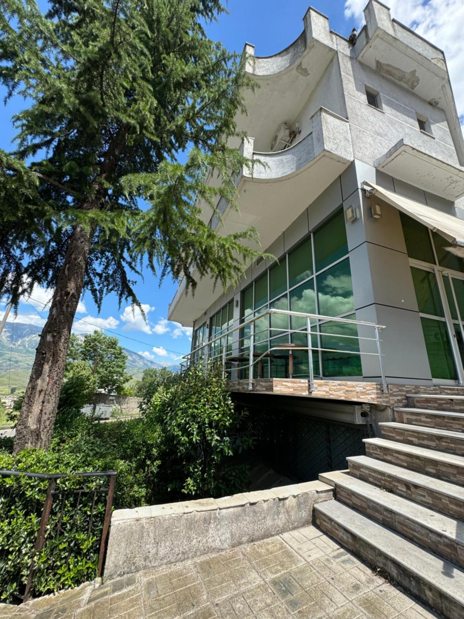 Peci Apartments Gjirokastër Eksteriør bilde